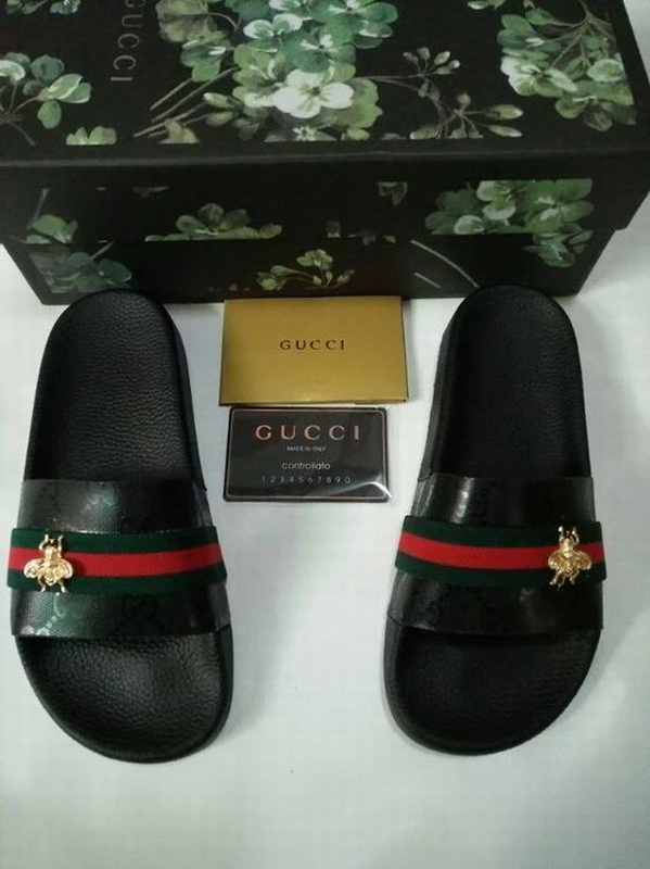 Gucci Slippers Woman--203